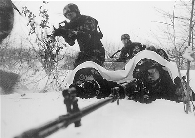 �侯����ʡ������֧�Ӱ���ս��Ա����Ұ��ѵ����ͼ��