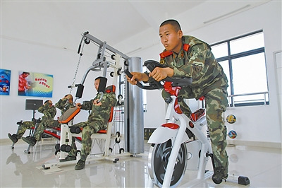 �侯������֧��Ϊ�ж��䷢���е����ܹٱ���ӭ