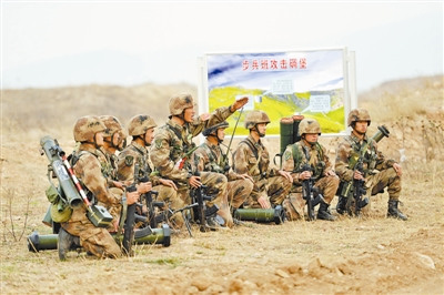 ���Ͼ�����֯����200�ࡰ���ͷ��չ������ͼ��