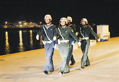 ��һƹ������߽��������Ӷ���ͬ�ٱ�һ��Ѳ��