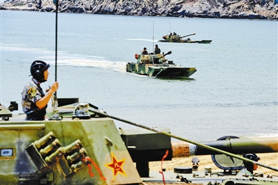 �Ͼ�����ĳ����֯����װ��ͻ��������ʵս��ѵ��