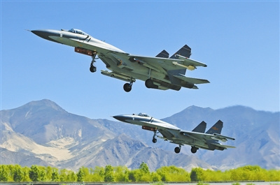 �վ����ձ�ĳʦ��ѩ���ԭ��չʵս��ѵ����ͼ��