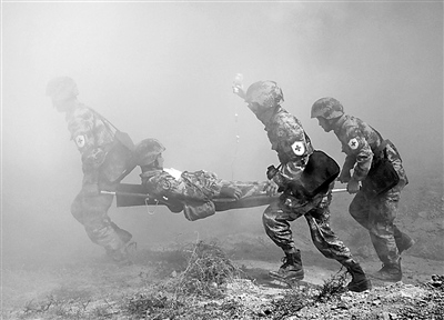 �½�����ĳ����֯����Ա����ս���Ȼ�ѵ����ͼ��