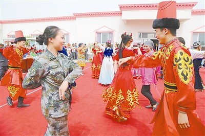 �½�����ĳ�ڱ��Źٱ���פ��Ⱥ���ظ�����