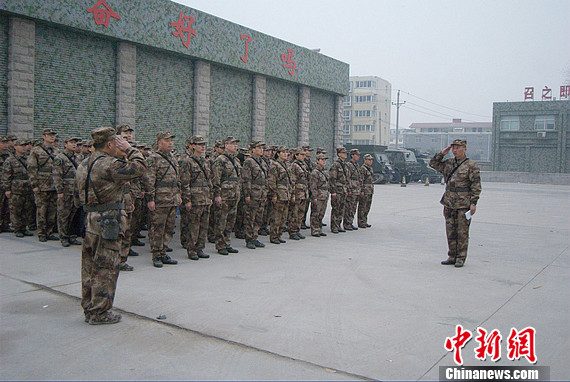 ���Ͼ���ĳ���ڷֲ�����ҰӪѵ������ʵս�磨ͼ��