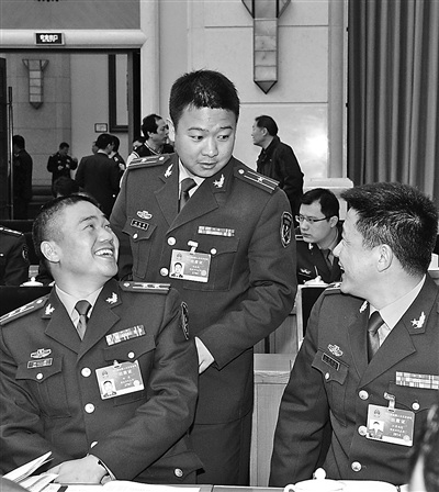 ���Ӵ�����һЩ���򸯰�������Ȼ�׷��෢