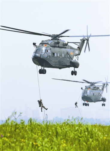 �Ͼ�����½����ʵ��ʵװ����ֱ8��Ⱥ������ͼ��