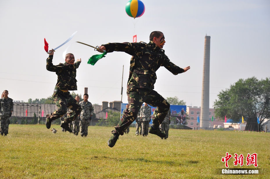 东北边防行:走进先遣渡江英雄连 (5/26)