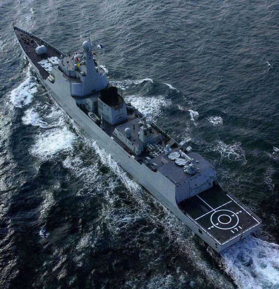 052c型驱逐舰技术先进中华神盾攻防兼备