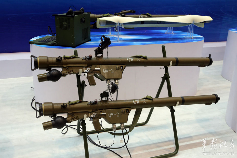 解放军陆海空导弹武器组团亮相珠海航展