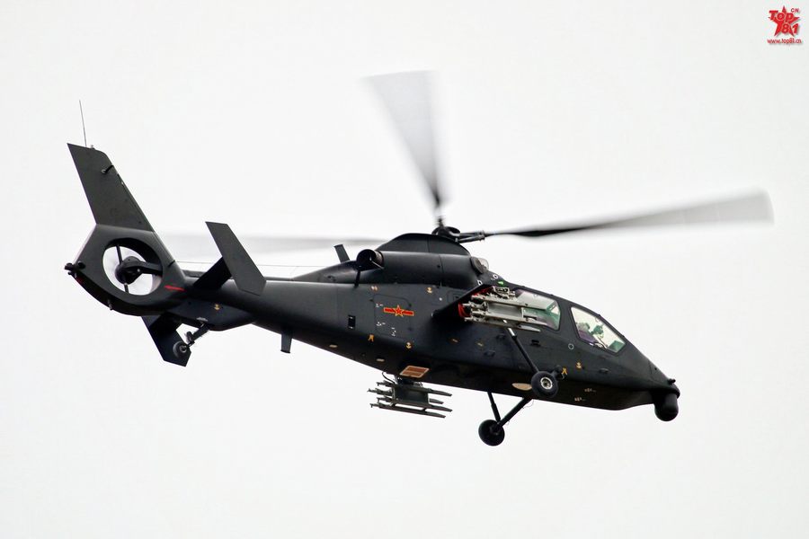 网友近距拍摄武直-19 座舱内仪表清晰可见