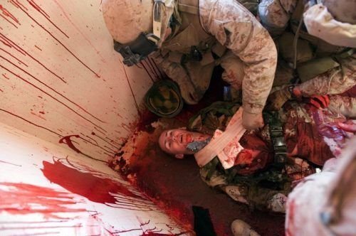 慎入!美军救援演练现场非常"血腥" (16/25)