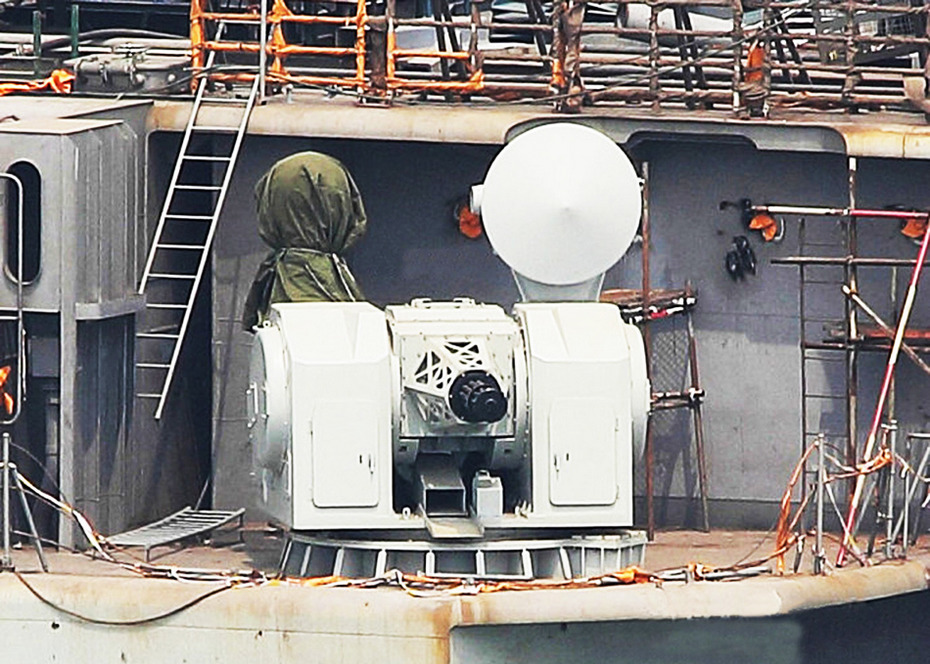 中国航母近防炮射击测试曝光 射速每分一万发