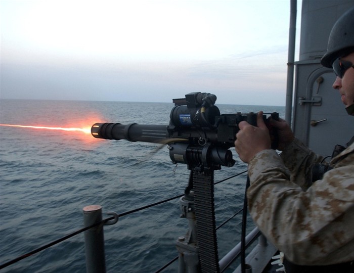 能上天入地下海 美军对"火神炮"情有独钟