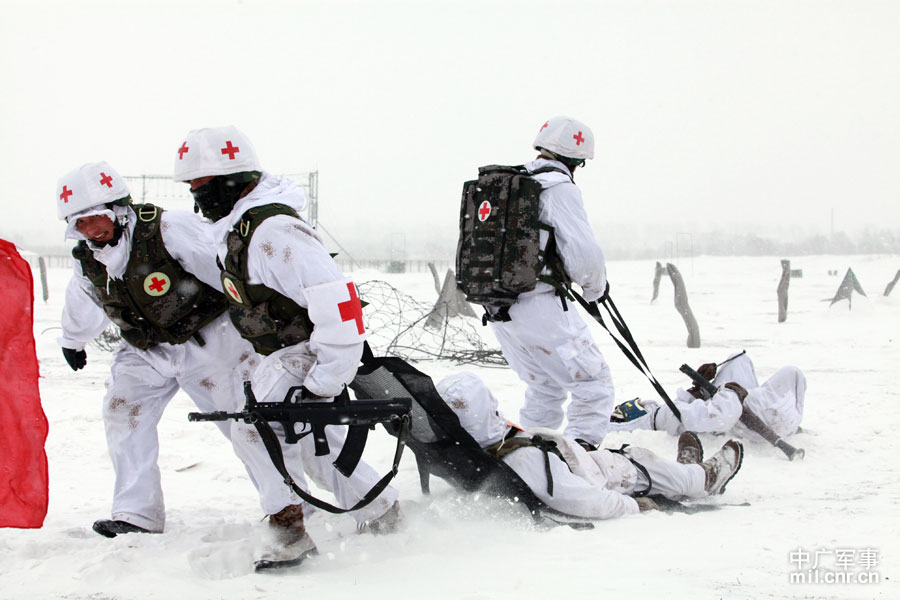 形象大变:解放军医护兵全新战场装备曝光