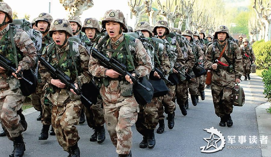 直击解放军合成战斗:武直坦克步兵协同进攻