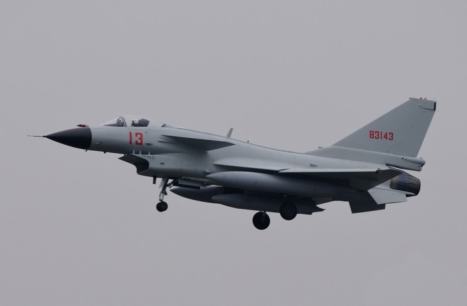 网友搜集编号1至24海航部队歼10战机猛照