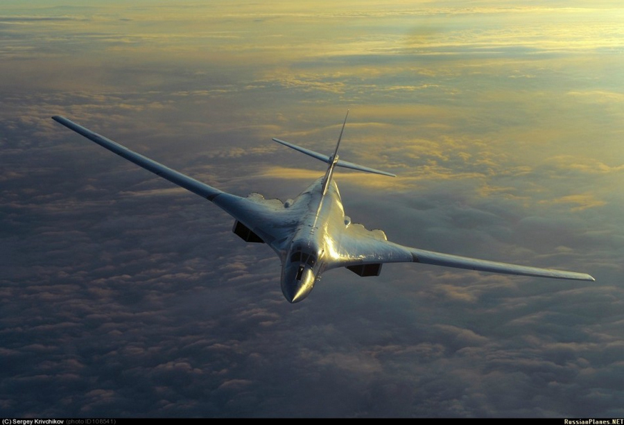 气势压人俄战略空军三型主力轰炸机美照