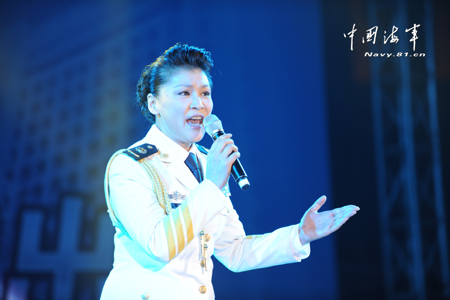 海政文工团群星到军校慰问演出高潮迭起