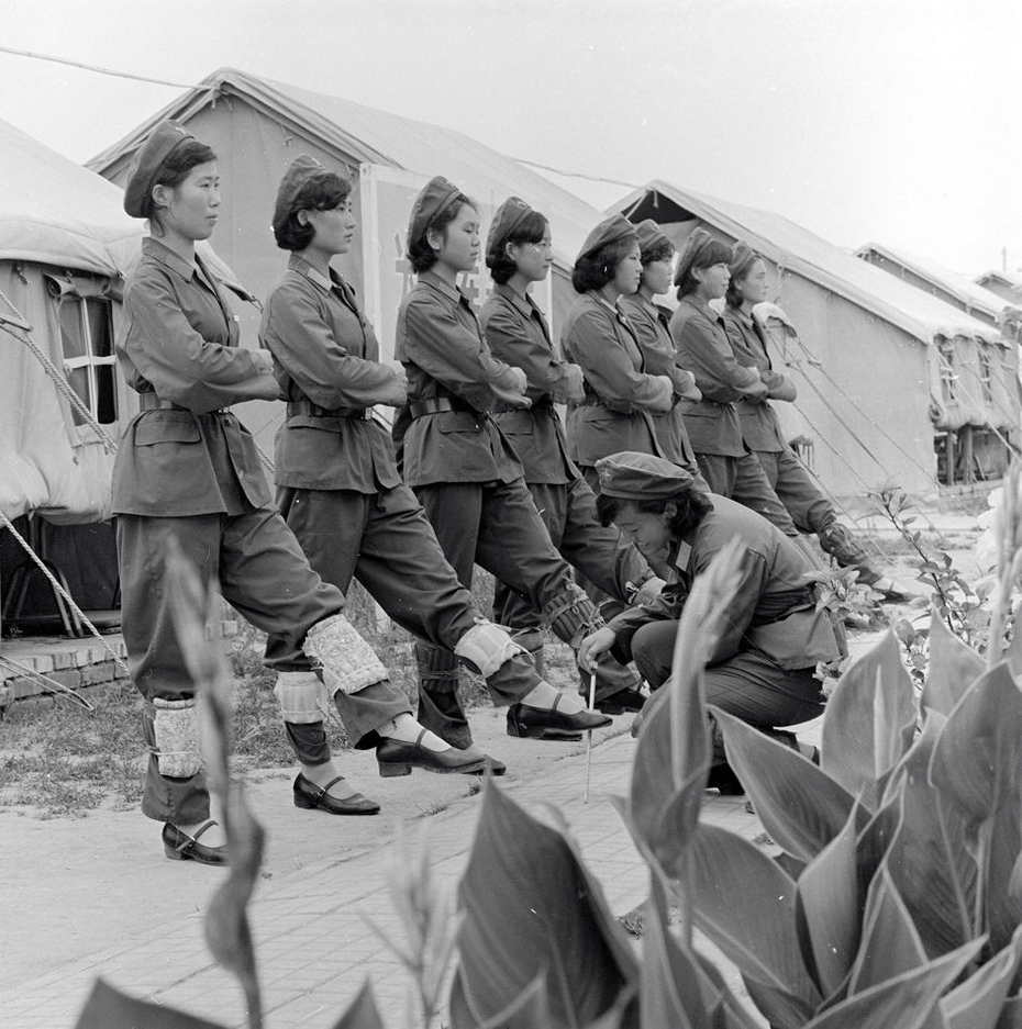 超珍贵老照片再现1984年中国三军大阅兵