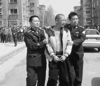 辽宁食人魔灭绝人寰 奸杀女子后吃下尸体(图)