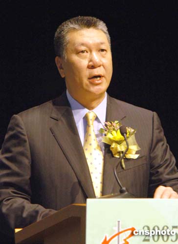 何厚铧在国际中医药学术会议开幕式上致辞