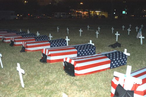 图华盛顿反战者以棺材吁结束战争