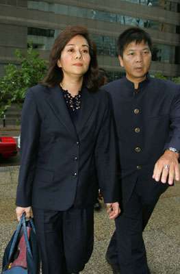 毛玉萍案下月裁决 其律师称造市买卖出自周正毅