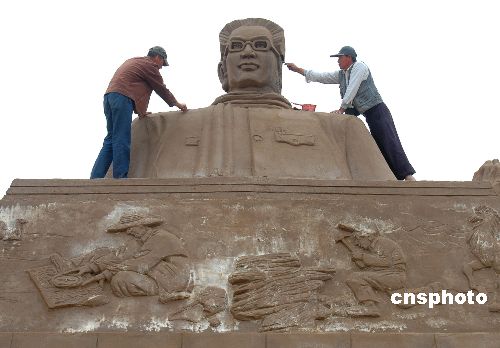 图彭加木纪念馆在吐鲁番落成