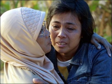 印尼爪哇地震幸存儿童重返学校 灾民生存状况堪忧