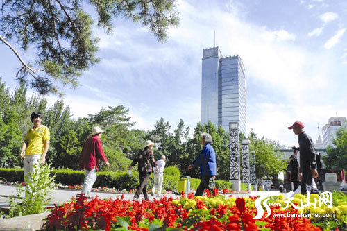 乌市人均公园绿地达9平米达国家园林城市标准