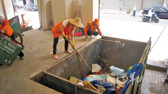 ���ݽ��������ͳ������������˸�����������