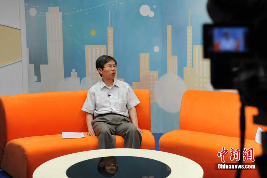 ����:�۵�ҵ������뾺�����������������о���