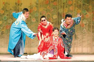 上海现代人剧社恶搞"包青天"为淫棍 遭强烈愤慨