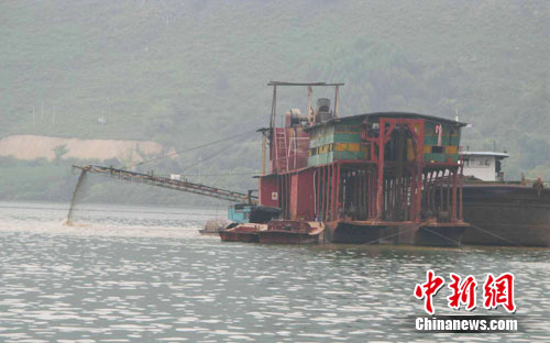 ÿ��������������������ˮ��ӵ���ɰ�Ž���ֹ