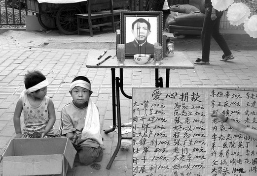 ����������Ḹ�����ñ����ư���ĸ�׻��ڽ���ʵ