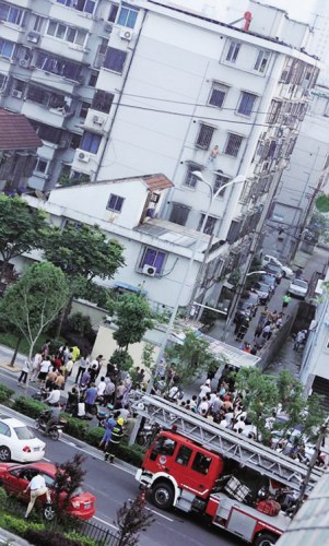 ������¥һɲ�Ǳ�����������ؾ���Աץס��ͼ��