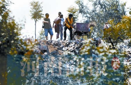 �����������㵹�����������ĵ���ˮ��Ⱦ��ͼ��