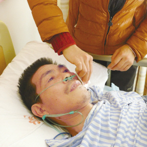 53岁父亲捐肾救子成功称他说活着比什么都强(图)