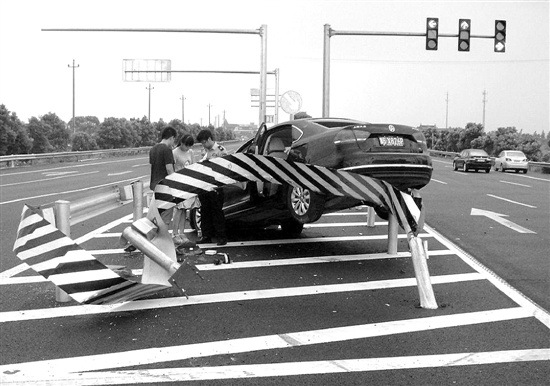 ��ƿ������������ض�ܲ������ϸ�������ͼ��