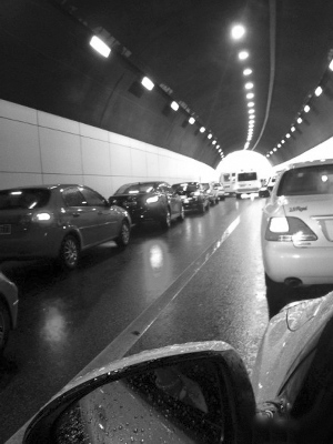 �Ͼ����������õ�������:�Ȼ���˾�����޳��õ�