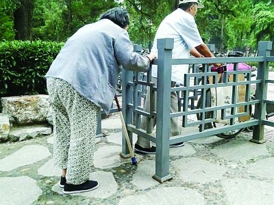 �Ͼ�һ��԰������˳�S����Ϊ�������ˣ�ͼ��