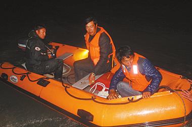 ����ī�񹤿��أ���ˮ������5���˱�������С��