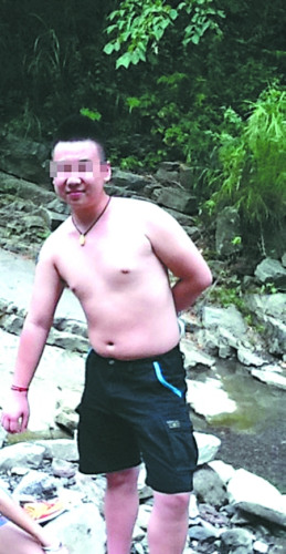 小伙因矮胖被女友甩半年减肥33斤成“型男”