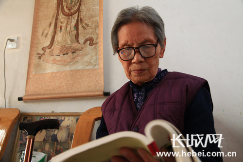 �ӱ�����Ů������ר��ר�Ρ���ֲ��ӡ�