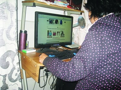 残疾女子创业开淘宝店曾因恋爱纠纷被烧伤毁容