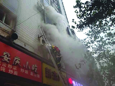 �Ͼ�һ�����峿������ﴩ��ɴ������ͼ��