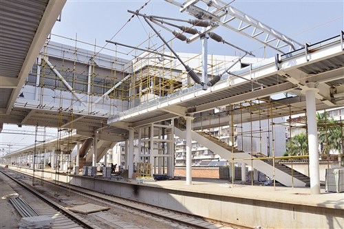 南宁火车站高铁站台计划12月10日启用