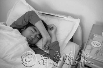 13���к��������ϰ���ƶѪ�򹤸�ĸ������ҽҩ��