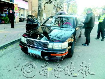 һ���������������������齻ͨ���9000��Ԫ